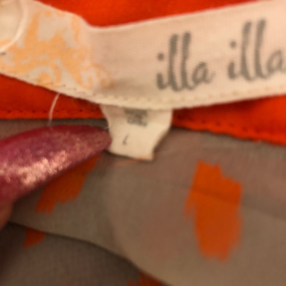 Tan and orange polka dot blouse - Picture 2 of 6